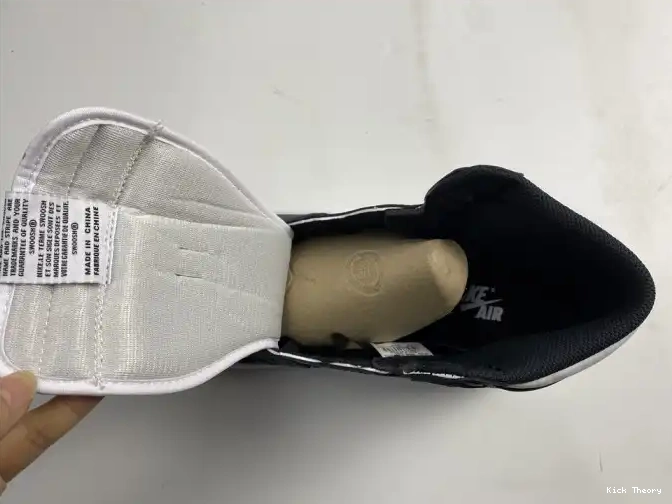 Kicked Out Shoe Store (2014) 555088-010 Jordan Black 1 Retro White Air 0612